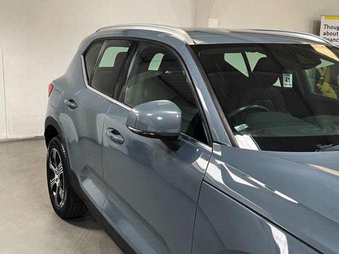 2025 Volvo Xc40