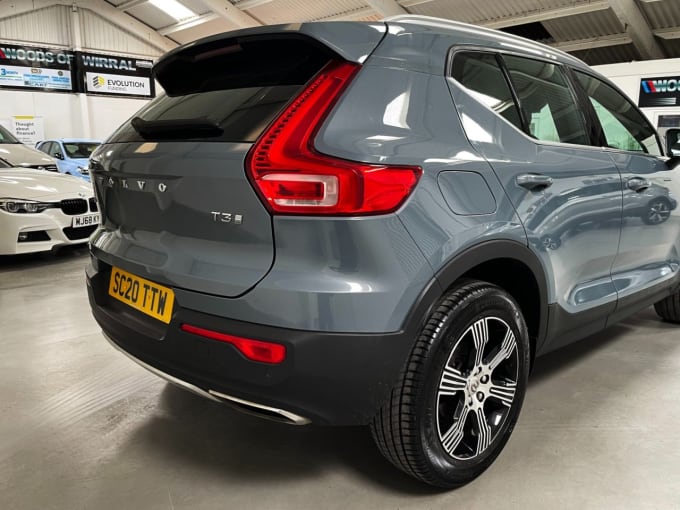2025 Volvo Xc40