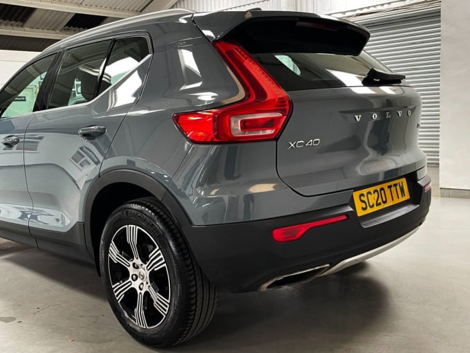 2025 Volvo Xc40
