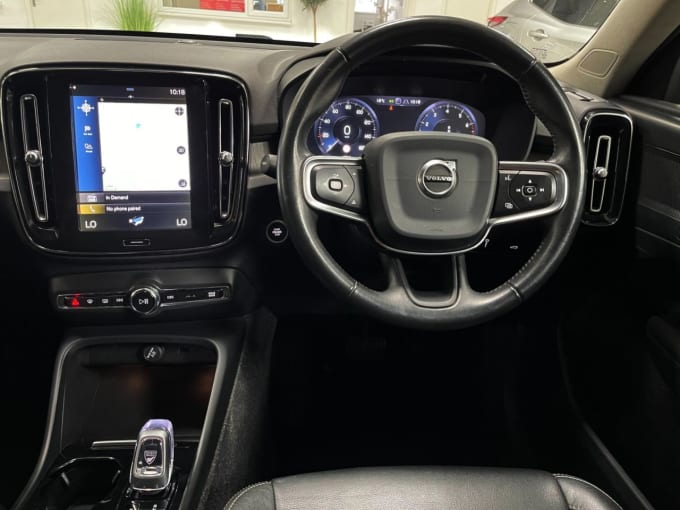 2025 Volvo Xc40