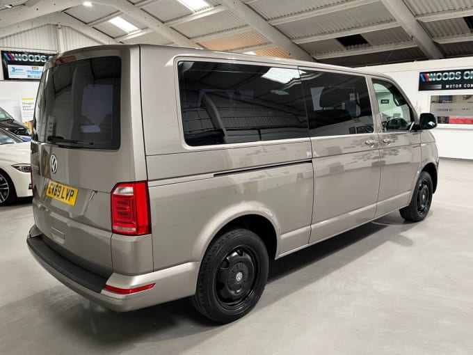 2025 Volkswagen Transporter Shuttle
