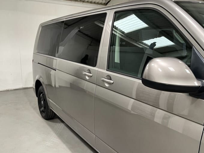 2025 Volkswagen Transporter Shuttle