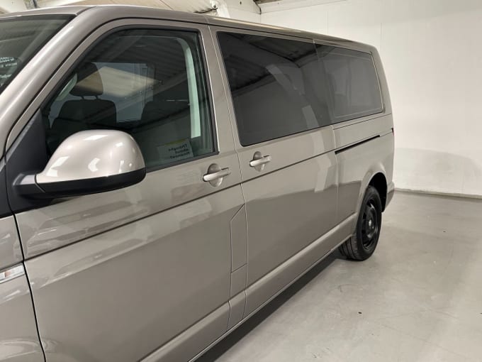 2025 Volkswagen Transporter Shuttle