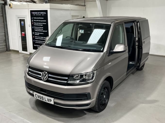 2025 Volkswagen Transporter Shuttle