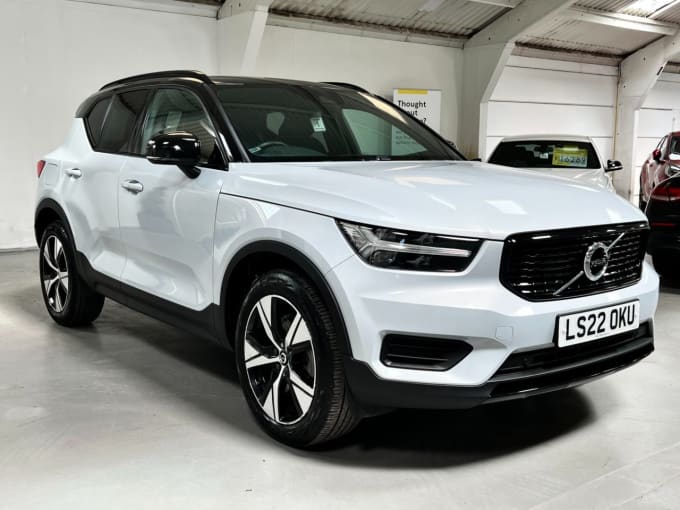 2025 Volvo Xc40