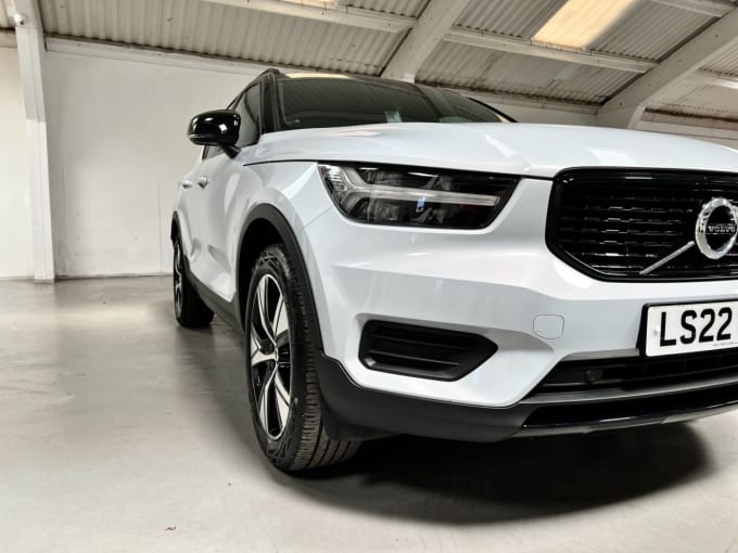 2025 Volvo Xc40