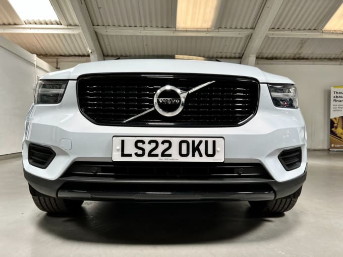 2025 Volvo Xc40