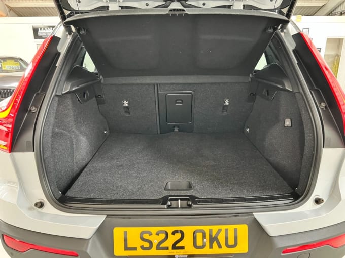 2025 Volvo Xc40