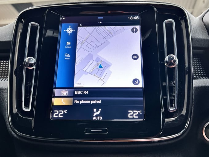 2025 Volvo Xc40