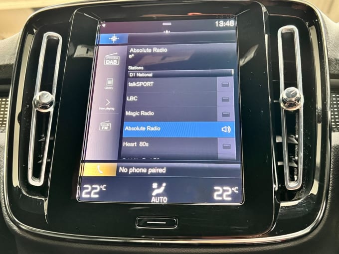 2025 Volvo Xc40