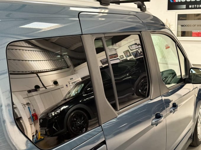 2025 Ford Tourneo Connect