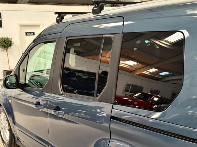 2025 Ford Tourneo Connect
