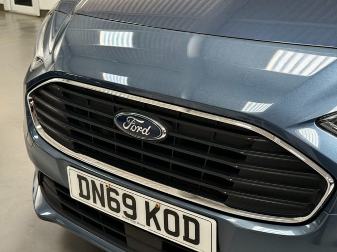 2025 Ford Tourneo Connect