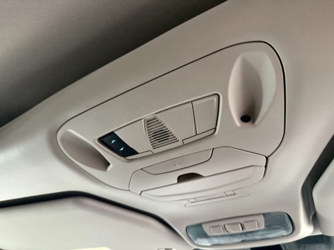 2025 Ford Tourneo Connect