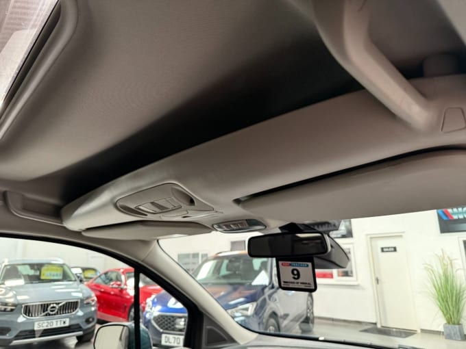 2025 Ford Tourneo Connect
