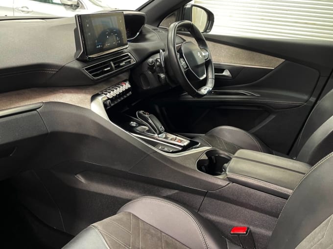 2025 Peugeot 3008