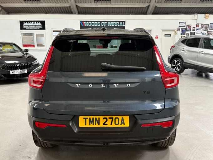 2025 Volvo Xc40