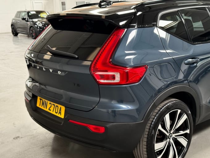 2025 Volvo Xc40