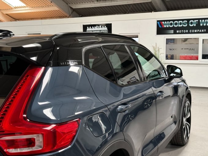 2025 Volvo Xc40