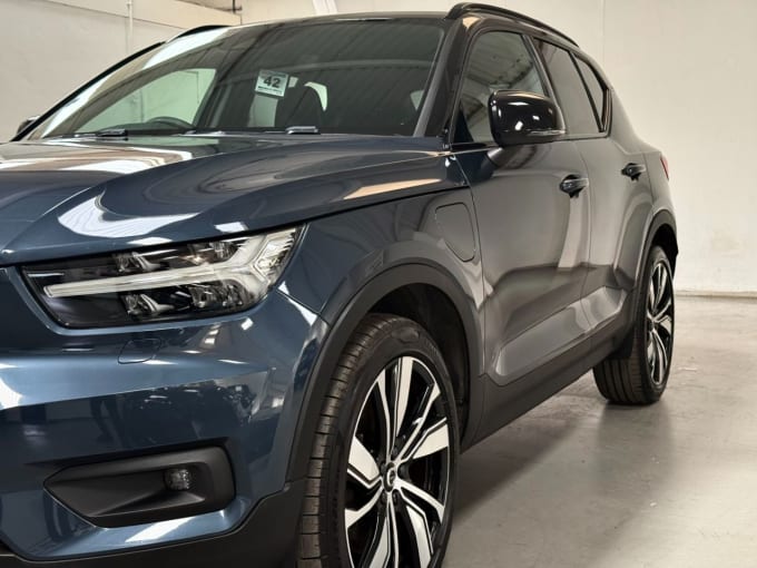 2025 Volvo Xc40