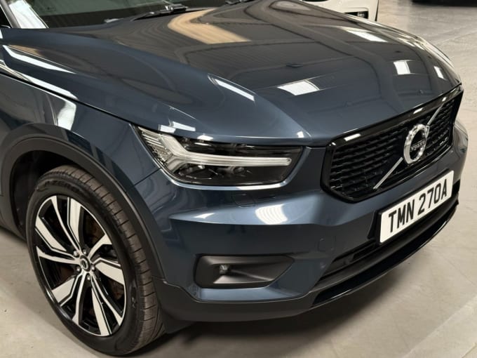 2025 Volvo Xc40