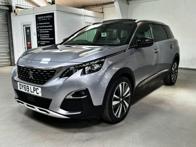 2025 Peugeot 5008