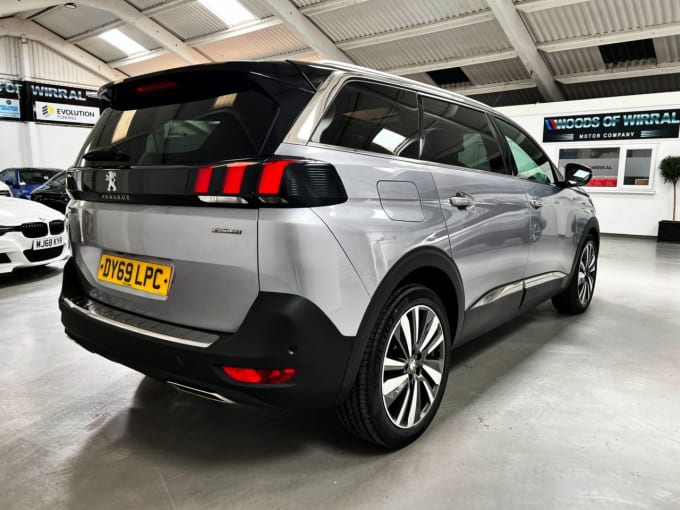 2025 Peugeot 5008