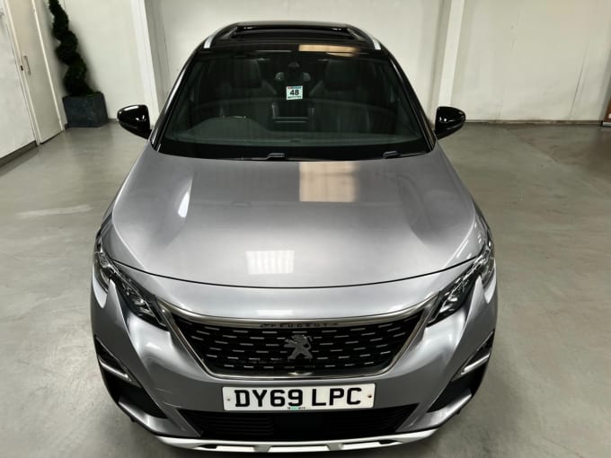 2025 Peugeot 5008
