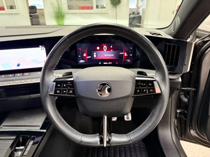 2025 Vauxhall Astra