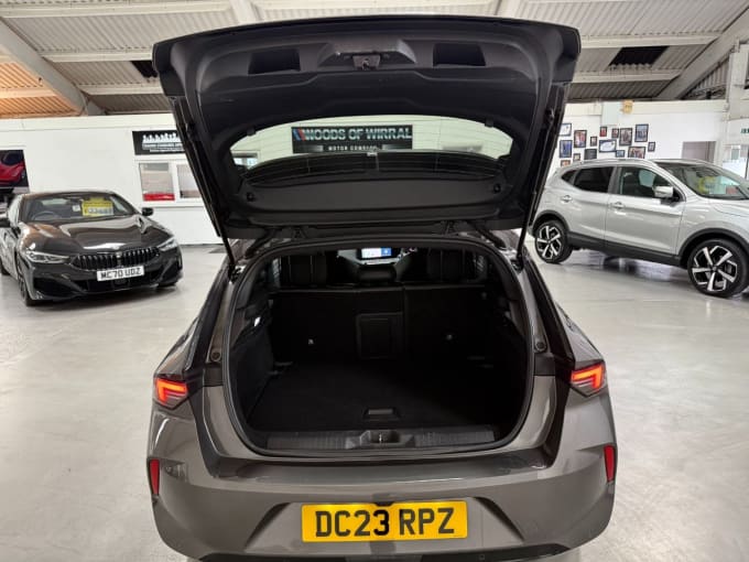 2025 Vauxhall Astra