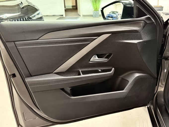 2025 Vauxhall Astra