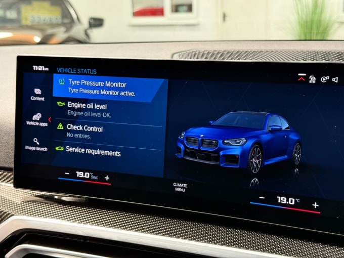 2025 BMW M2