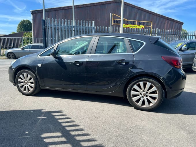 2025 Vauxhall Astra