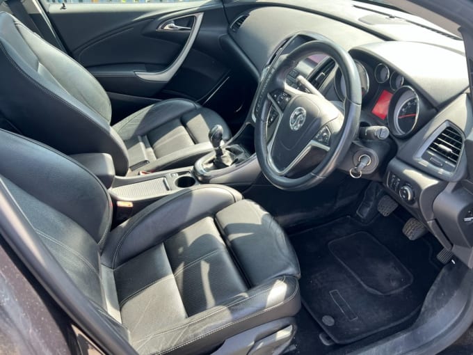 2025 Vauxhall Astra
