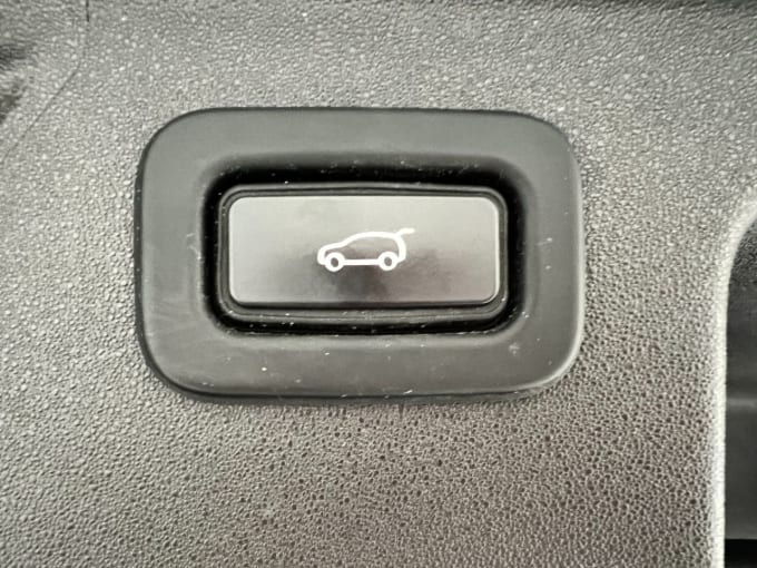 2025 Land Rover Discovery Sport