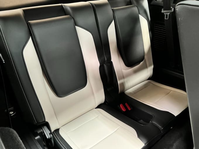 2025 Land Rover Discovery Sport