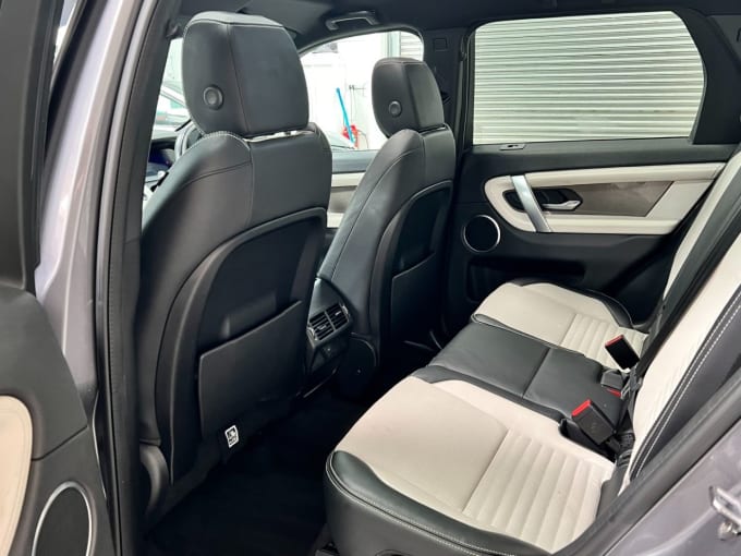 2025 Land Rover Discovery Sport