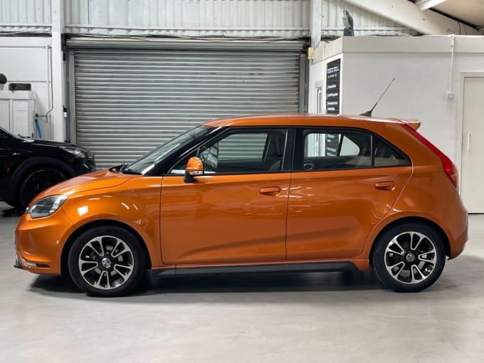 2025 Mg Mg3
