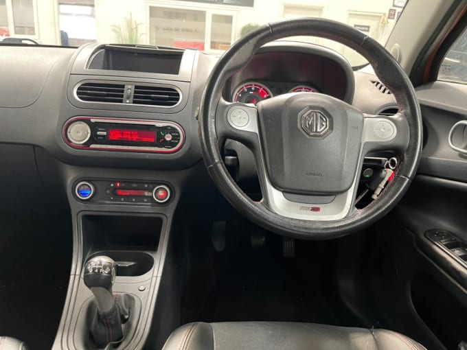 2025 Mg Mg3