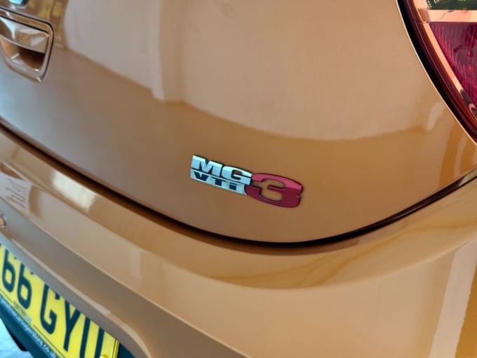2025 Mg Mg3