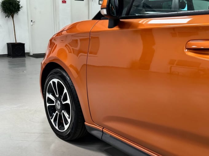 2025 Mg Mg3