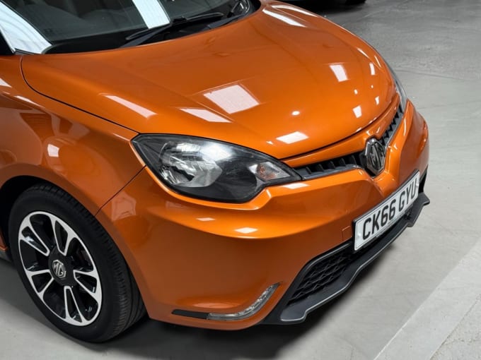 2025 Mg Mg3