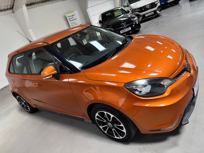2025 Mg Mg3