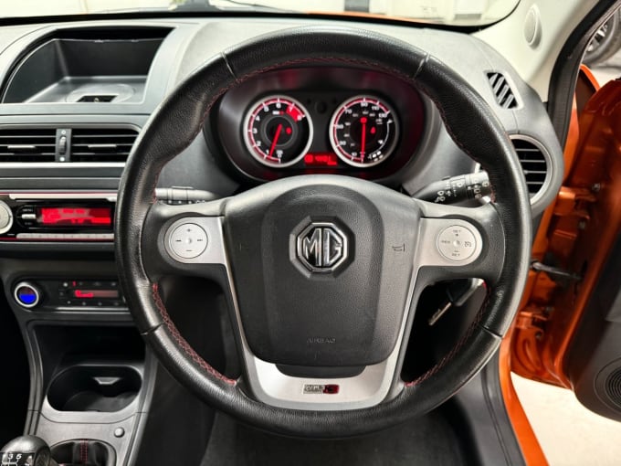 2025 Mg Mg3