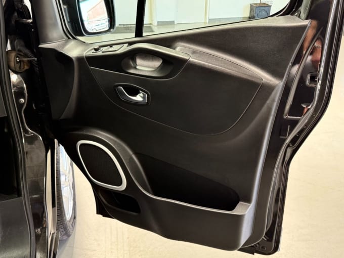 2025 Renault Trafic