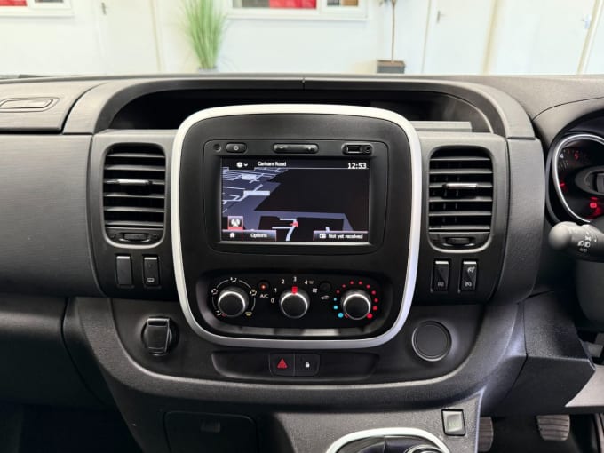 2025 Renault Trafic