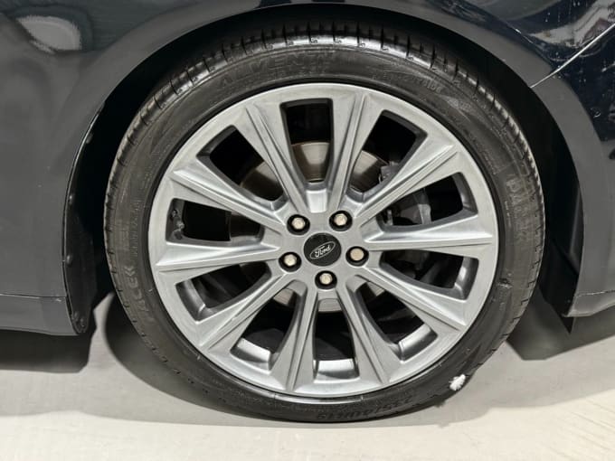 2025 Ford Mondeo