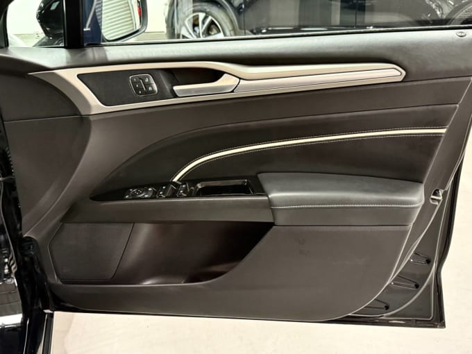 2025 Ford Mondeo