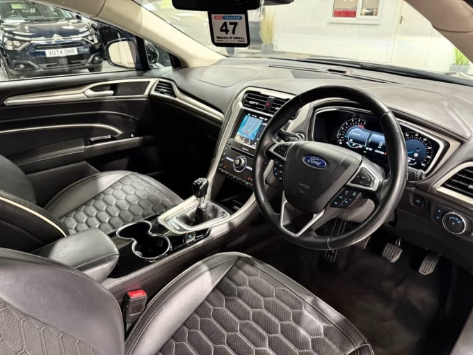 2025 Ford Mondeo
