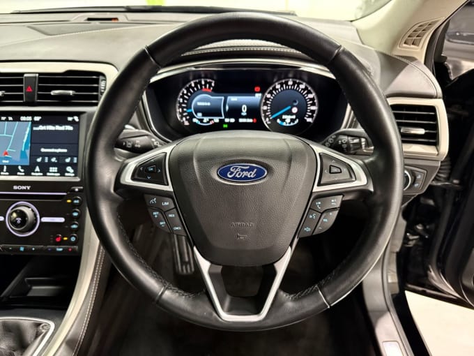 2025 Ford Mondeo